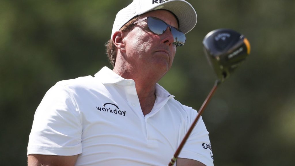 Phil Mickelson si scusa per i commenti sulla Super Golf League, si concentrerà sui "migliori interessi del golf"