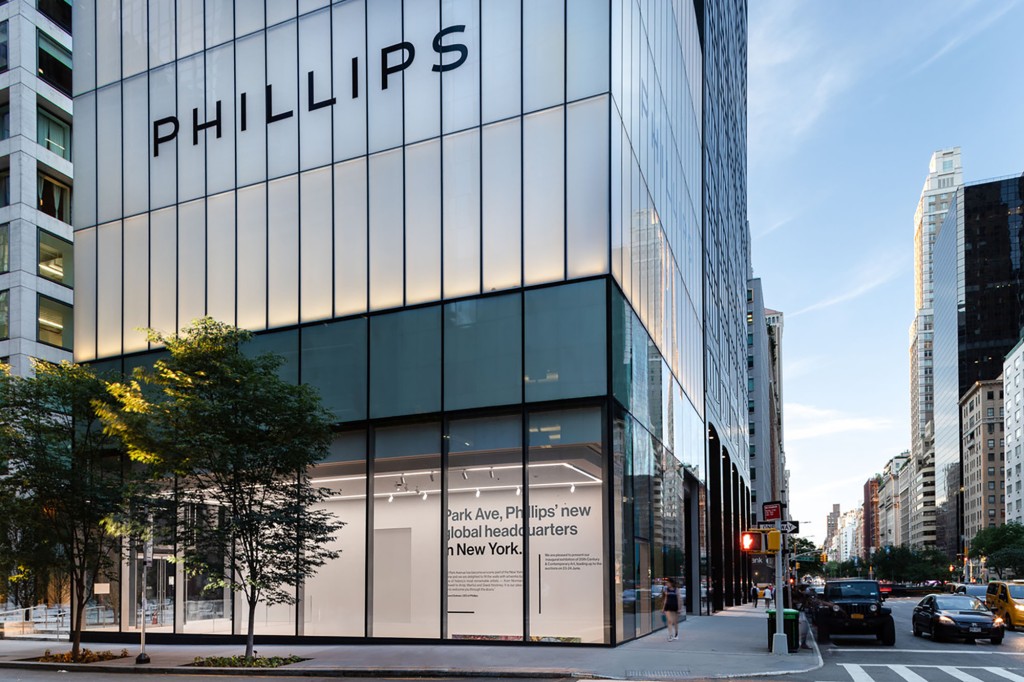 Phillips, di proprietà della Russia, risponde alla richiesta di boicottaggio con una donazione ucraina