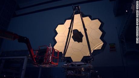 Questo telescopio spaziale da 10 miliardi di dollari rivelerà i segreti dell'universo