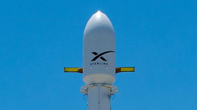SpaceX lancia la missione Starlink, si prepara a distaccare Crew Dragon dalla Stazione Spaziale Internazionale lunedì - Spaceflight Now