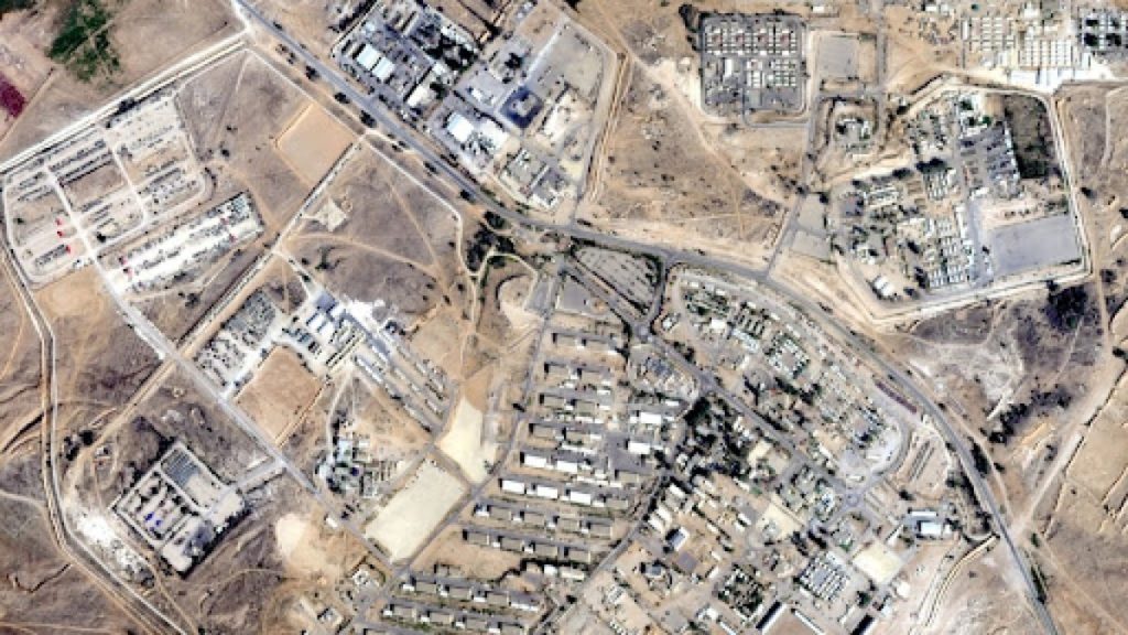 Le immagini satellitari mostrano le forze israeliane riunite in preparazione all’escalation a Gaza  Notizie della guerra israeliana a Gaza