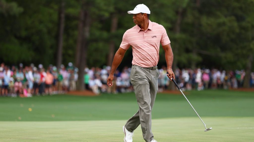Tiger Woods è 1 sotto per il Masters ma venerdì dovrà affrontare un test su 23 buche