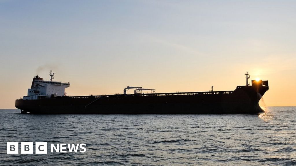 Una petroliera è stata colpita da un attacco missilistico Houthi