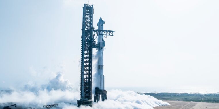 Sopravvivere al rientro è l'obiettivo principale del quarto volo di prova della Starship di SpaceX