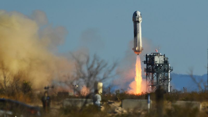 Il lancio del razzo turistico da parte di Blue Origin metterà fine a una pausa di quasi due anni